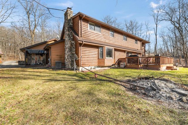 1311 Emerald DRIVE, Hartford, WI 53027