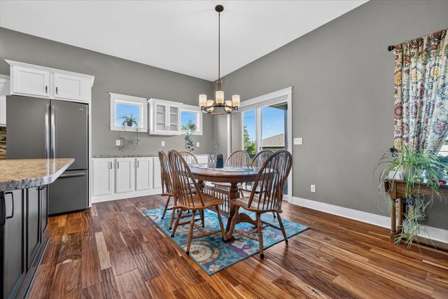 1813 NW Sunset Lane, Grimes, IA 50111