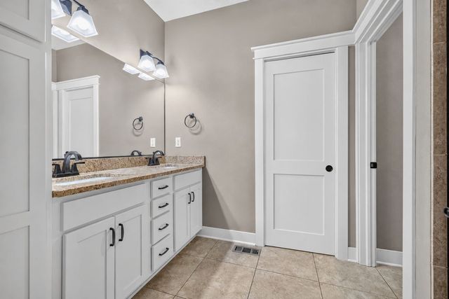 1813 NW Sunset Lane, Grimes, IA 50111