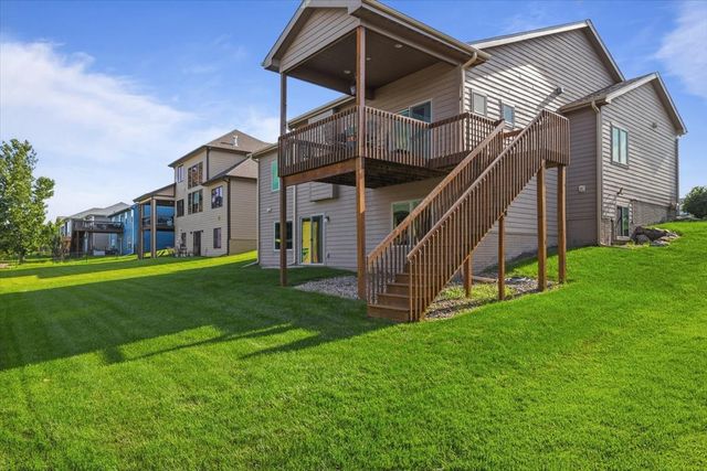 1813 NW Sunset Lane, Grimes, IA 50111