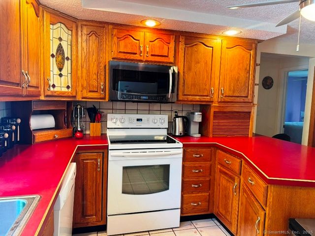 30 Cedar Avenue, Wolcott, CT 06716