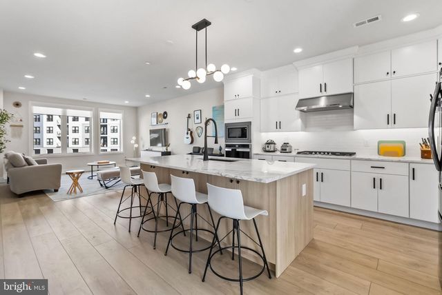 908 LAURENS ALY, King Of Prussia, PA 19406