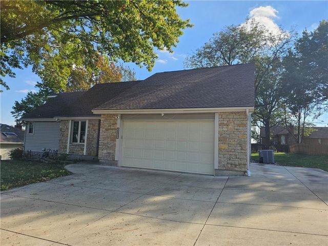 10907 E 98th Terrace, Kansas City, MO 64134