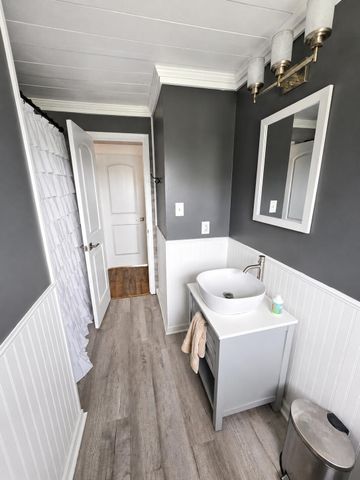 1140 Mineral Springs DR, Vinton, VA 24179