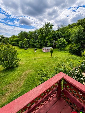 1140 Mineral Springs DR, Vinton, VA 24179