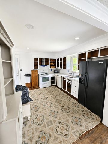 1140 Mineral Springs DR, Vinton, VA 24179