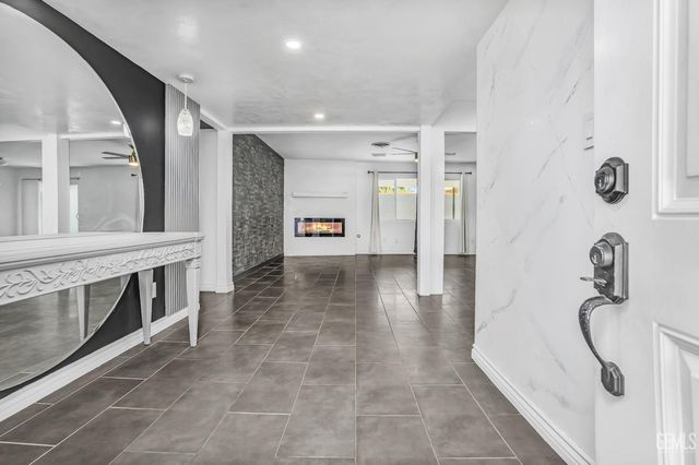 2704 Daken Street, Bakersfield, CA 93309