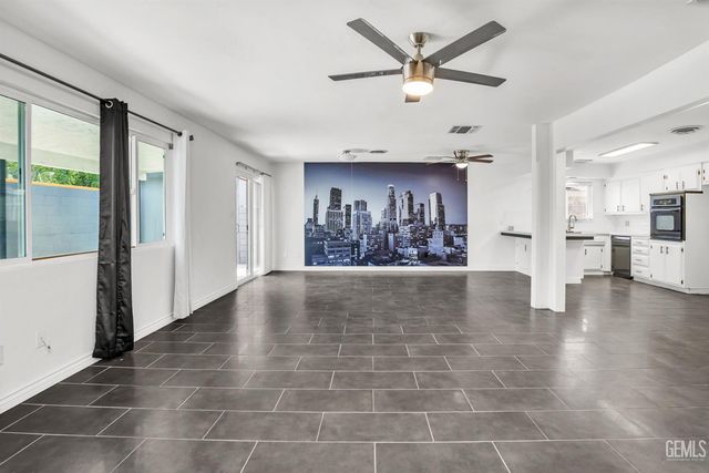 2704 Daken Street, Bakersfield, CA 93309