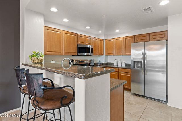19700 N 76TH Street 2123, Scottsdale, AZ 85255