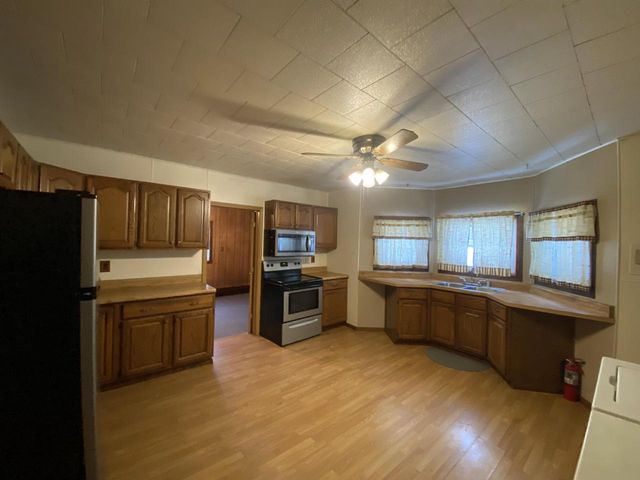 210 S Oak STREET, Crivitz, WI 54114