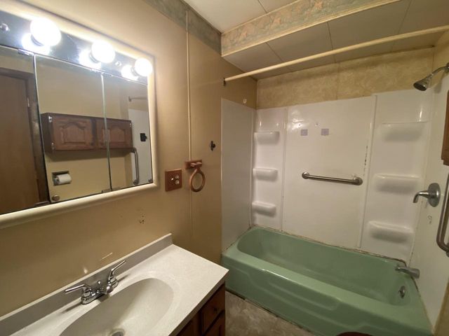 210 S Oak STREET, Crivitz, WI 54114