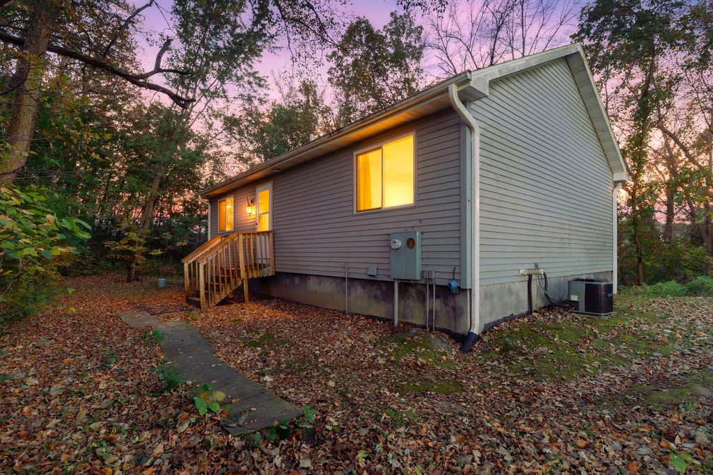 7815 Inwood Road, Cologne, MN 55322 — exterior