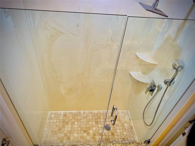 6512 MANILA PALM WAY, Apollo Beach, FL 33572