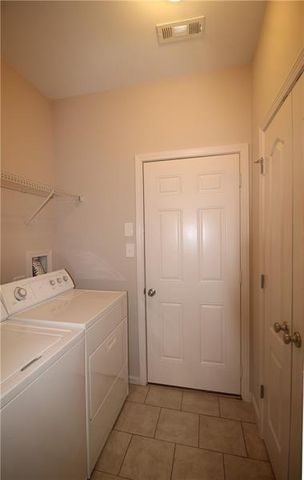 3082 Brockenhurst, Buford, GA 30519