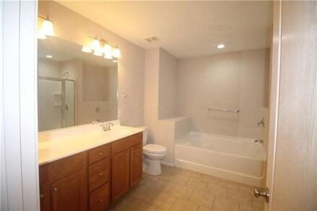 3082 Brockenhurst, Buford, GA 30519