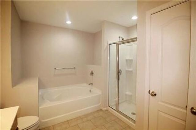3082 Brockenhurst, Buford, GA 30519