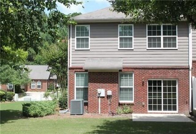 3082 Brockenhurst, Buford, GA 30519