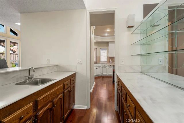 644 Avery, Long Beach, CA 90807