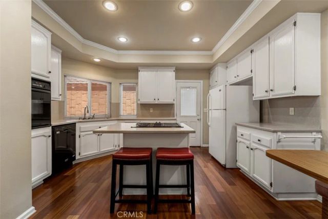 644 Avery, Long Beach, CA 90807