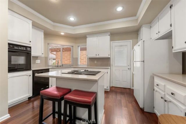 644 Avery, Long Beach, CA 90807