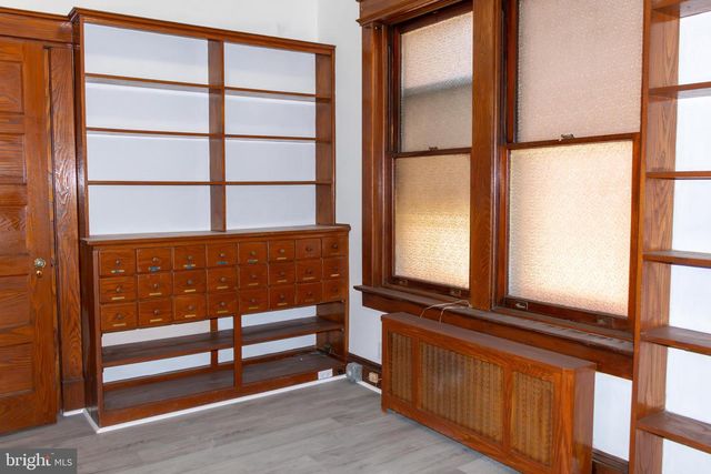 984 S BROAD ST, Trenton, NJ 08611