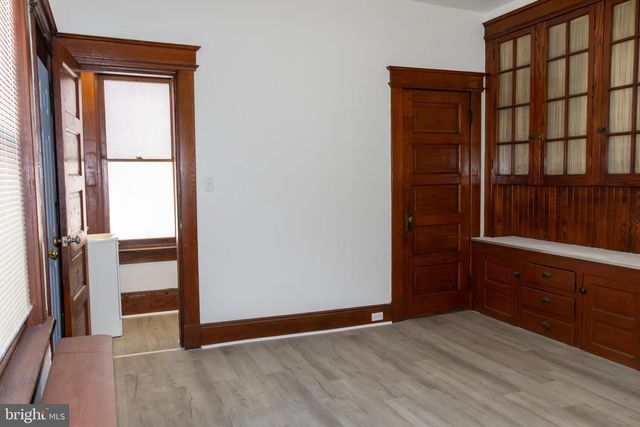 984 S BROAD ST, Trenton, NJ 08611