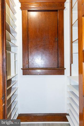 984 S BROAD ST, Trenton, NJ 08611