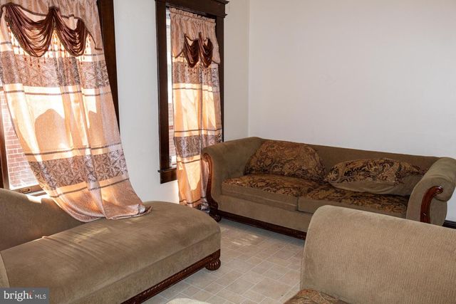 984 S BROAD ST, Trenton, NJ 08611