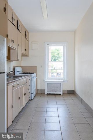 984 S BROAD ST, Trenton, NJ 08611