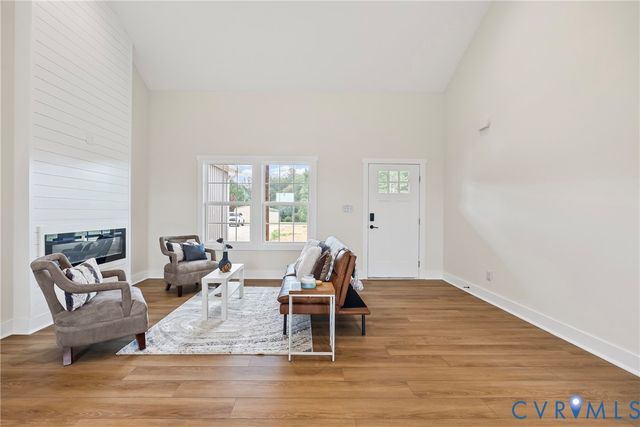 716 Pine Harbour Dr, Mineral, VA 23117