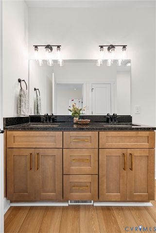 716 Pine Harbour Dr, Mineral, VA 23117