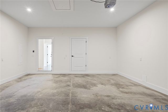 716 Pine Harbour Dr, Mineral, VA 23117
