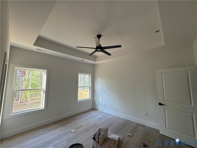 716 Pine Harbour Dr, Mineral, VA 23117