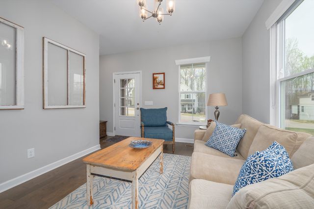 534 Evans Dr, Tullahoma, TN 37388