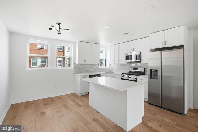 5544-00 WINDSOR ST, Philadelphia, PA 19143