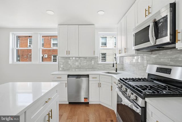 5544-00 WINDSOR ST, Philadelphia, PA 19143