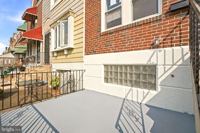 5544-00 WINDSOR ST, Philadelphia, PA 19143
