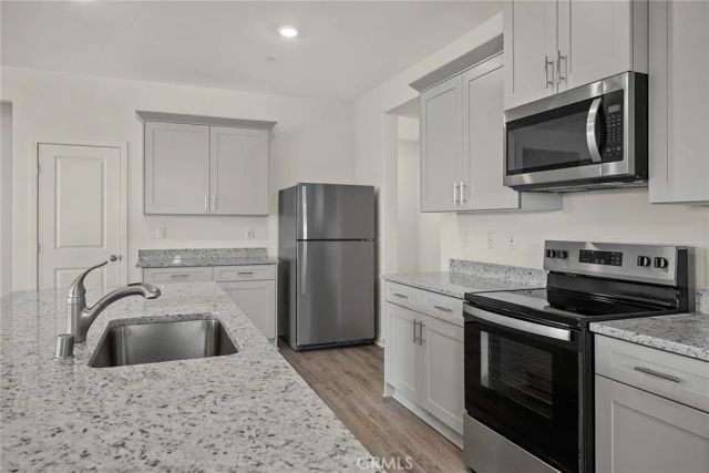 761 Longhorn Drive, San Jacinto, CA 92582