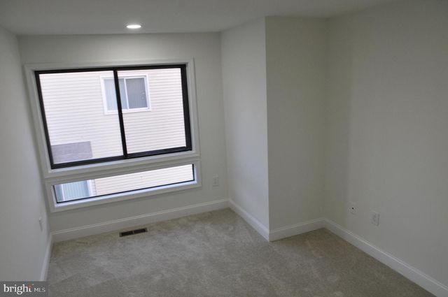 7504 CLEMSON CT, Manassas, VA 20109