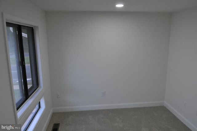 7504 CLEMSON CT, Manassas, VA 20109