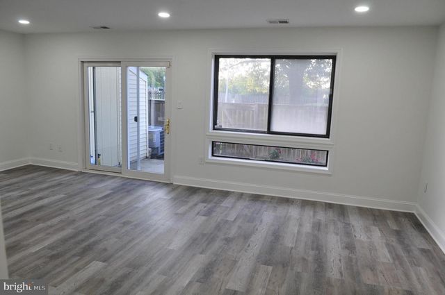 7504 CLEMSON CT, Manassas, VA 20109