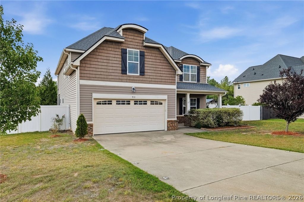 910 Highgrove Drive, Spring Lake, NC 28390 — photo 2