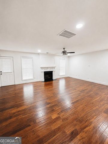 5514 Mossy View Drive, Douglasville, GA 30135