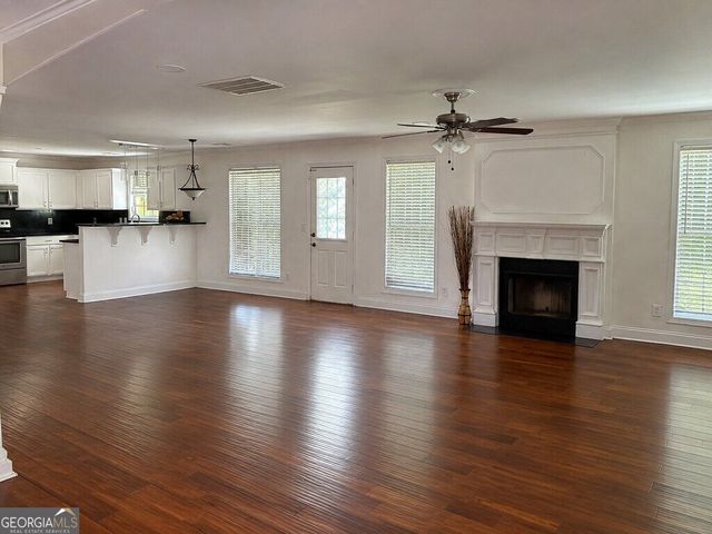 5514 Mossy View Drive, Douglasville, GA 30135