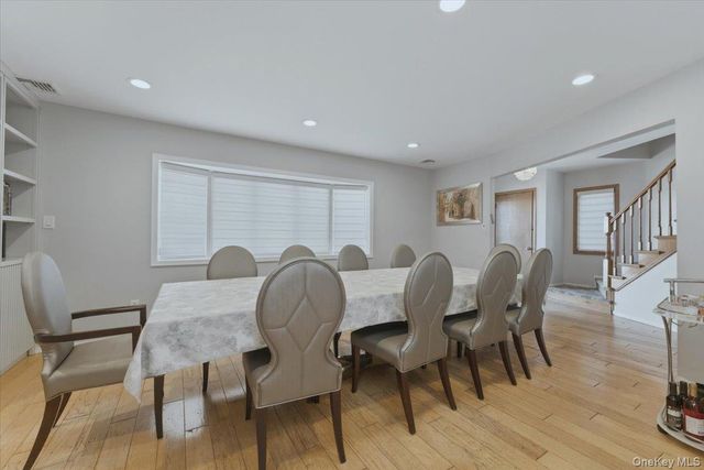 151 wanser, Inwood, NY 11096