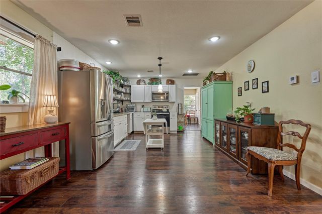 21128 Huckleberry Lane, Montgomery, TX 77316