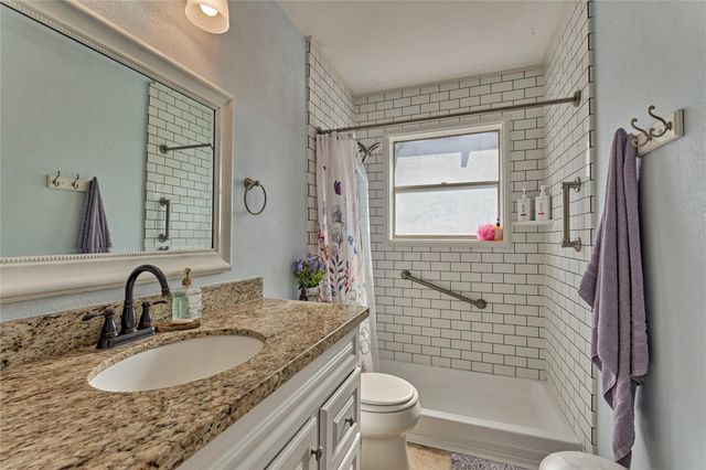 21128 Huckleberry Lane, Montgomery, TX 77316