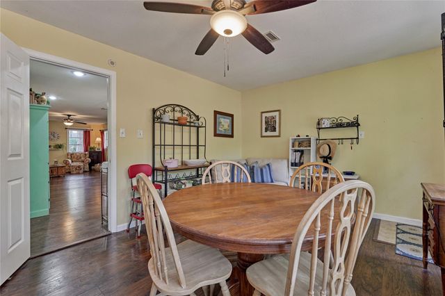 21128 Huckleberry Lane, Montgomery, TX 77316