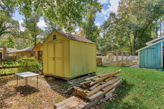 21128 Huckleberry Lane, Montgomery, TX 77316