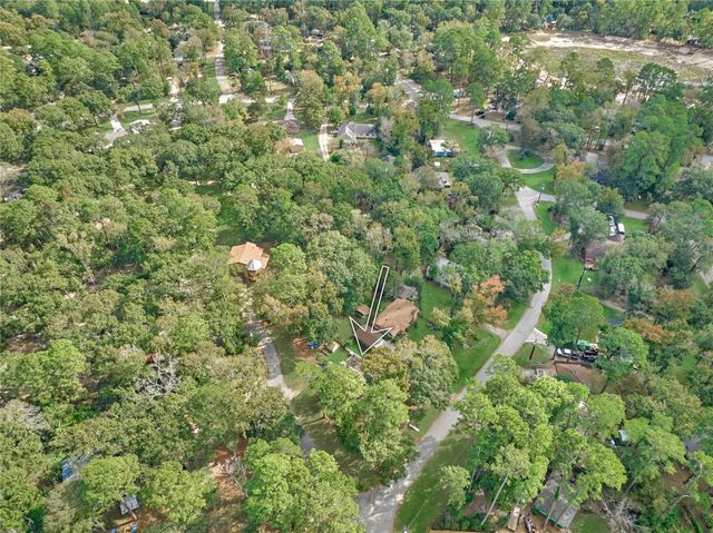 21128 Huckleberry Lane, Montgomery, TX 77316